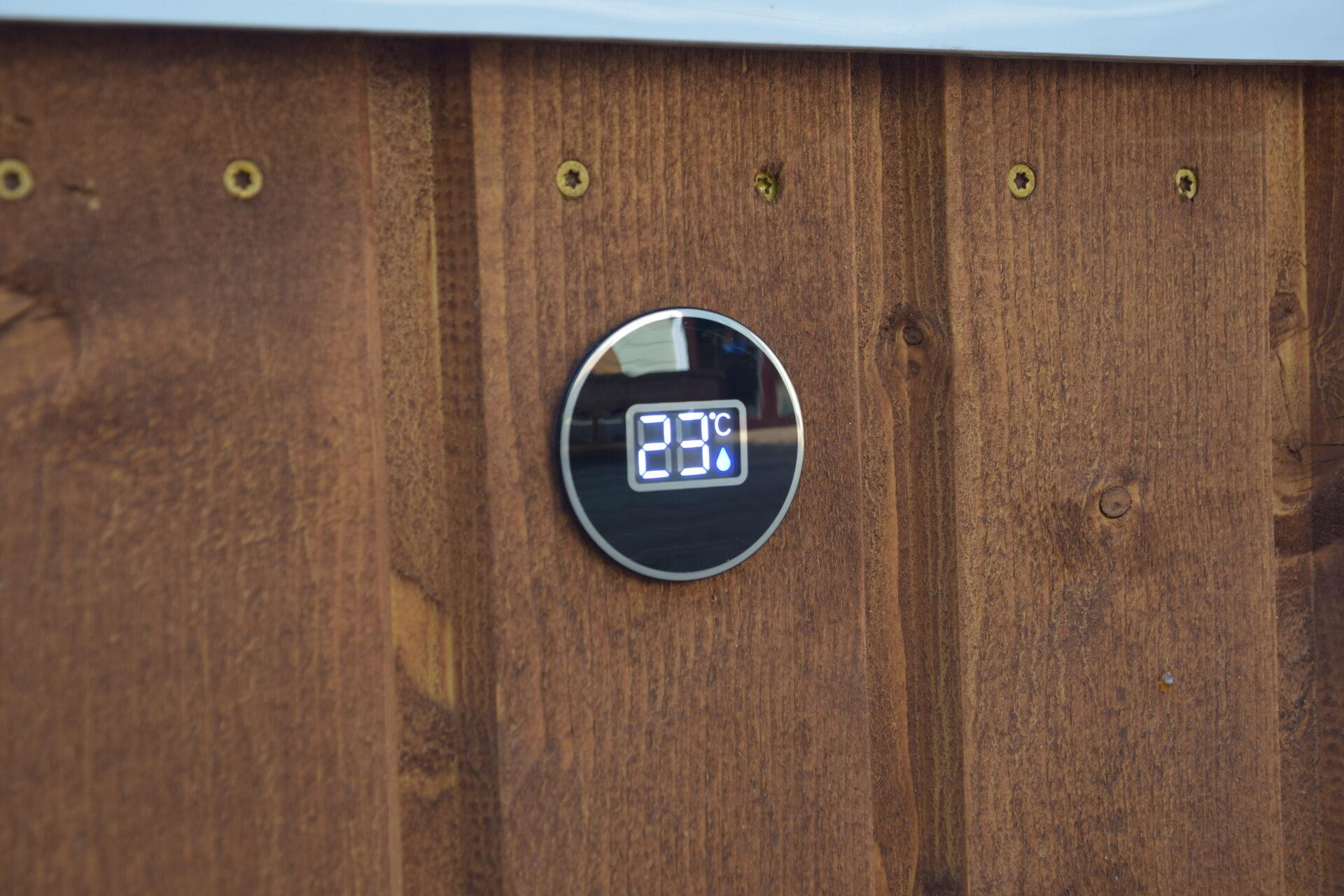 Digital integrated thermometer image 1